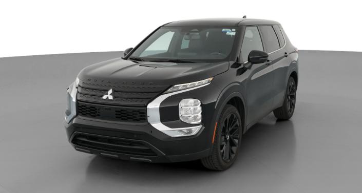 Thumbnail: 2023 Mitsubishi Outlander - 1