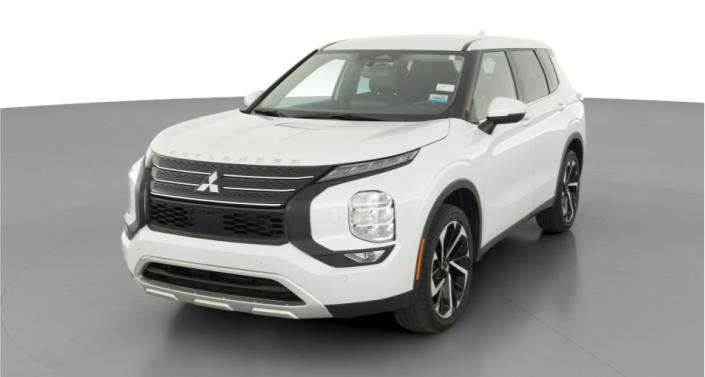 Thumbnail: 2023 Mitsubishi Outlander - 1