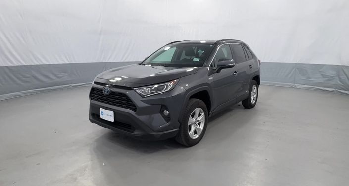 2021 Toyota RAV4 XLE Hero Image