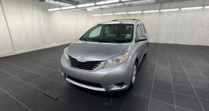 2012 Toyota Sienna LE -
                Indianapolis, IN