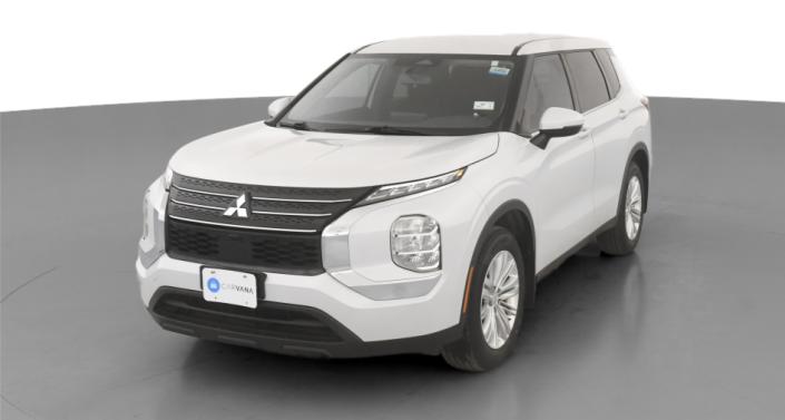 2022 Mitsubishi Outlander ES Hero Image