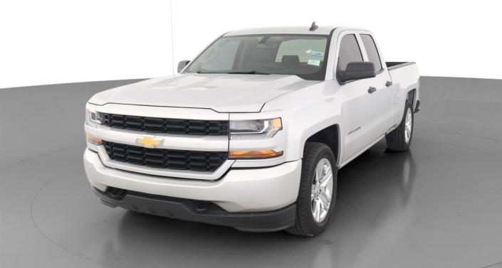 2018 Chevrolet Silverado 1500 Custom Hero Image