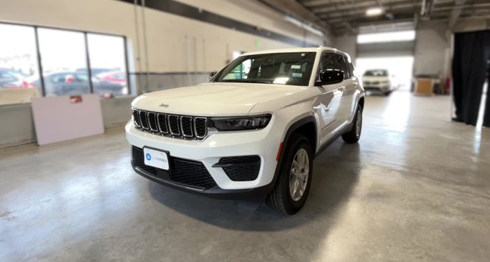 2024 Jeep Grand Cherokee Laredo -
                Fairview, OR