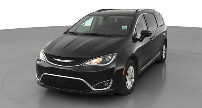 Thumbnail: 2019 Chrysler Pacifica - 1