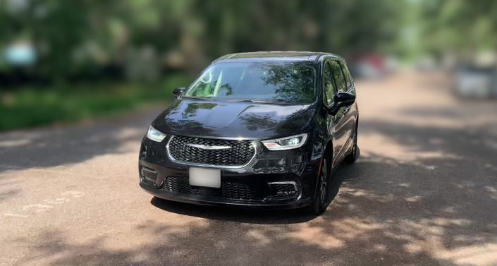 2023 Chrysler Pacifica Hybrid Touring L -
                Haines City, FL
