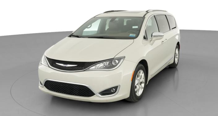 2020 Chrysler Pacifica Limited Hero Image