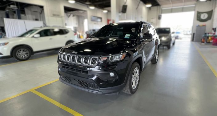 2024 Jeep Compass Latitude Hero Image
