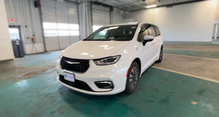 2023 Chrysler Pacifica Hybrid Touring L -
                  Manville, NJ