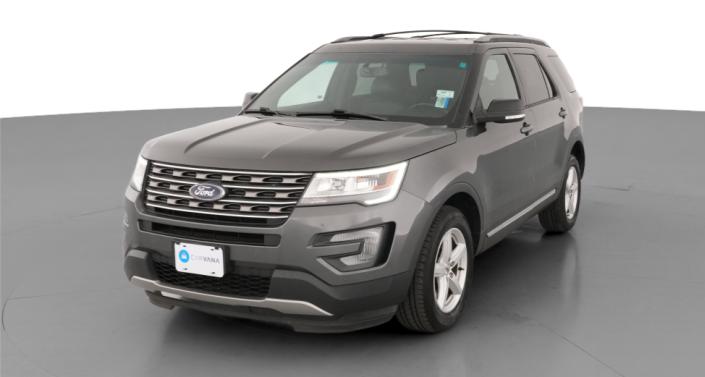 2017 Ford Explorer XLT Hero Image