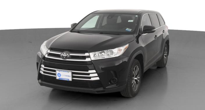 2019 Toyota Highlander LE Hero Image