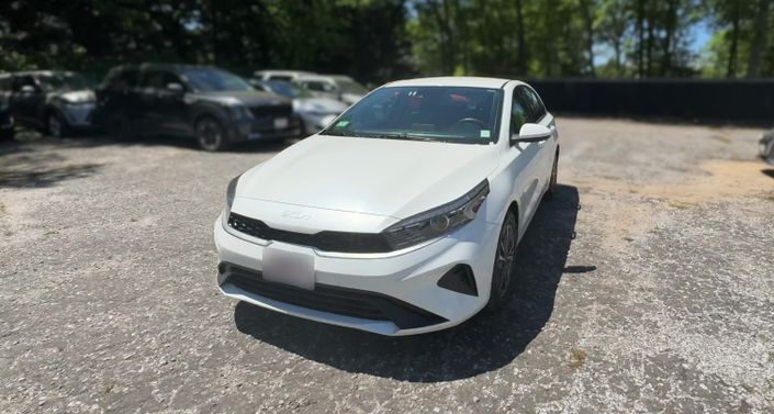 2024 Kia Forte LXS -
                Yaphank, NY