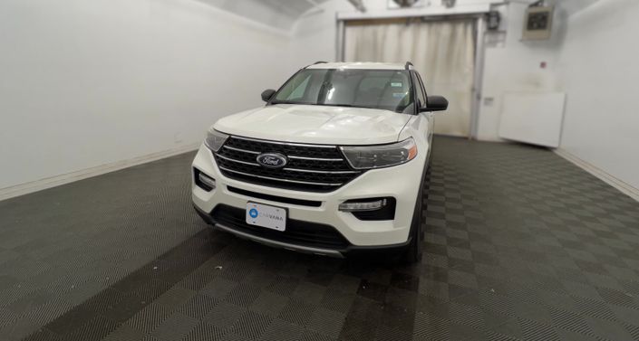 2020 Ford Explorer XLT Hero Image