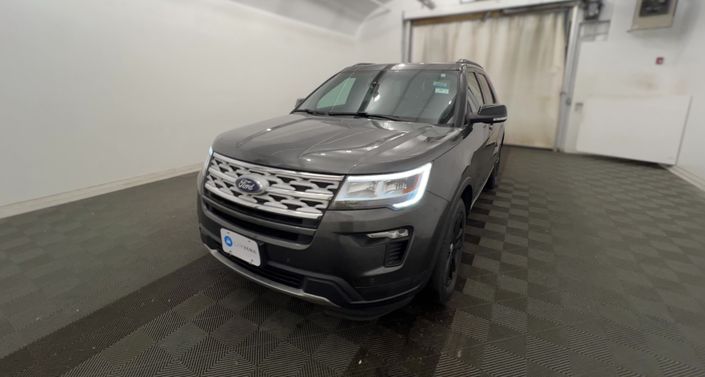 2018 Ford Explorer XLT Hero Image