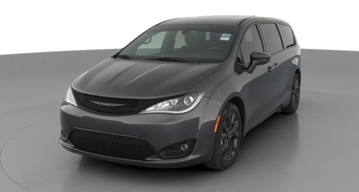 2020 Chrysler Pacifica Touring -
                Concord, NC