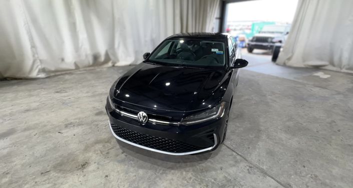 Thumbnail: 2025 Volkswagen Jetta - 1