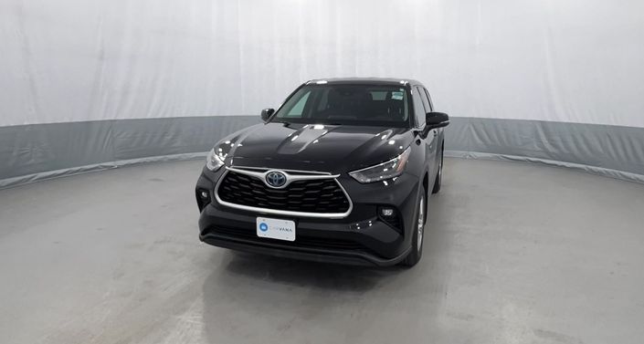 2021 Toyota Highlander LE -
                Akron, NY