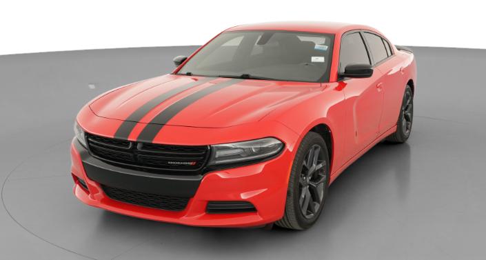 2020 Dodge Charger SXT Hero Image