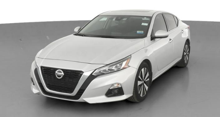 2019 Nissan Altima SL Hero Image
