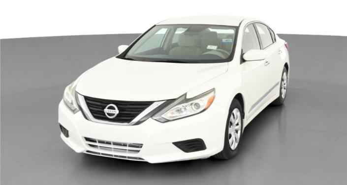 2017 Nissan Altima S Hero Image