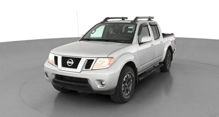 2015 Nissan Frontier PRO-4X Hero Image