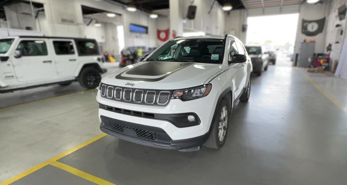 2022 Jeep Compass Latitude Hero Image