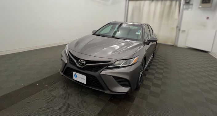 2018 Toyota Camry SE -
                Framingham, MA
