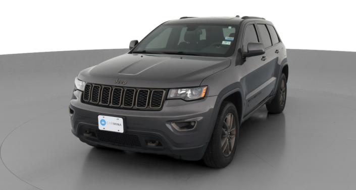 2016 Jeep Grand Cherokee Laredo Hero Image