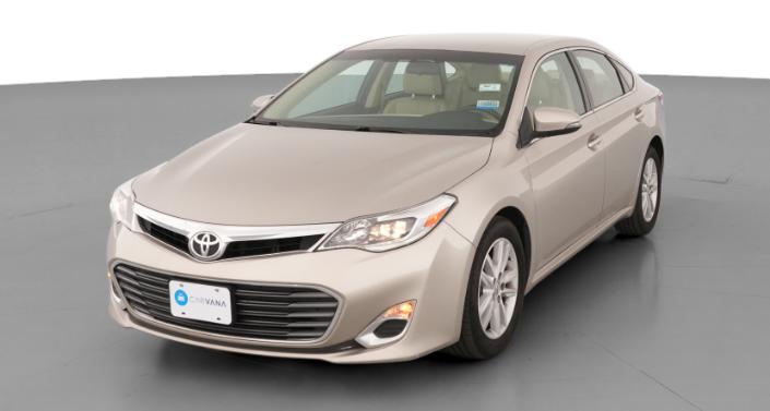 2013 Toyota Avalon XLE Hero Image