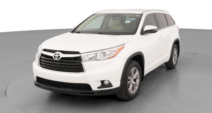2015 Toyota Highlander XLE Hero Image