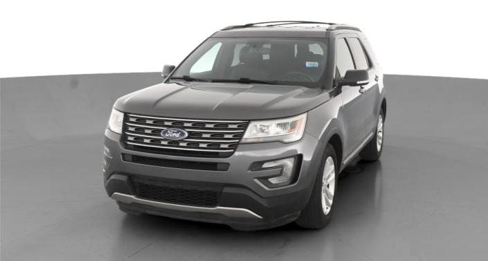 2017 Ford Explorer XLT Hero Image