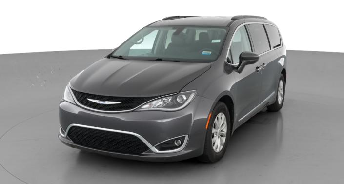 Thumbnail: 2017 Chrysler Pacifica - 1