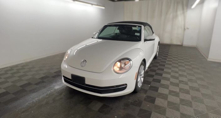2013 Volkswagen Beetle  -
                Framingham, MA