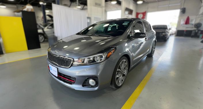 2017 Kia Forte SX Hero Image