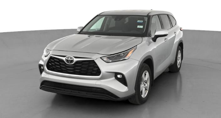 2023 Toyota Highlander LE Hero Image