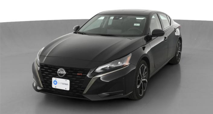 2024 Nissan Altima SR Hero Image