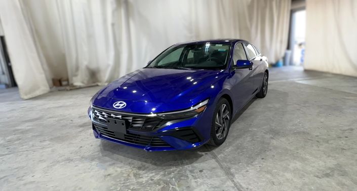 2024 Hyundai Elantra SEL Hero Image