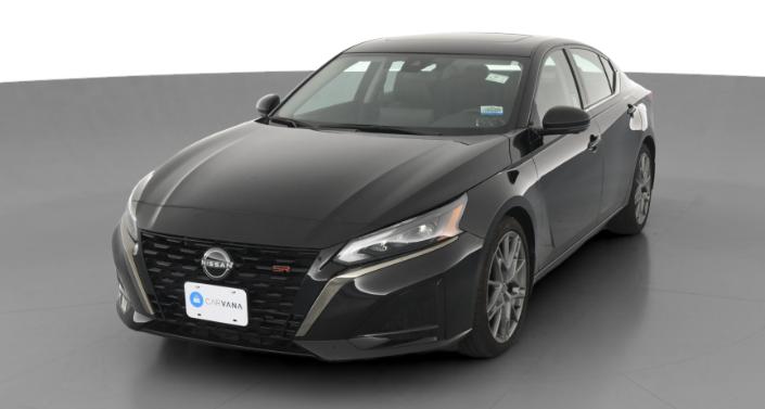 2023 Nissan Altima SR Hero Image