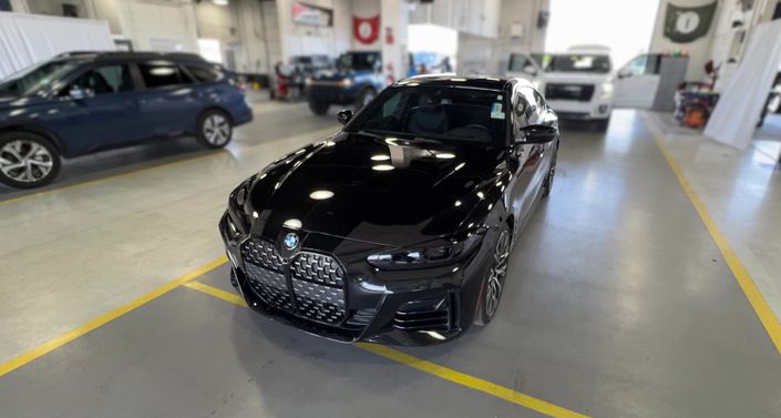 2022 BMW 4 Series M440i xDrive Hero Image