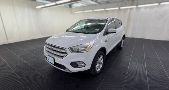 2017 Ford Escape SE Hero Image