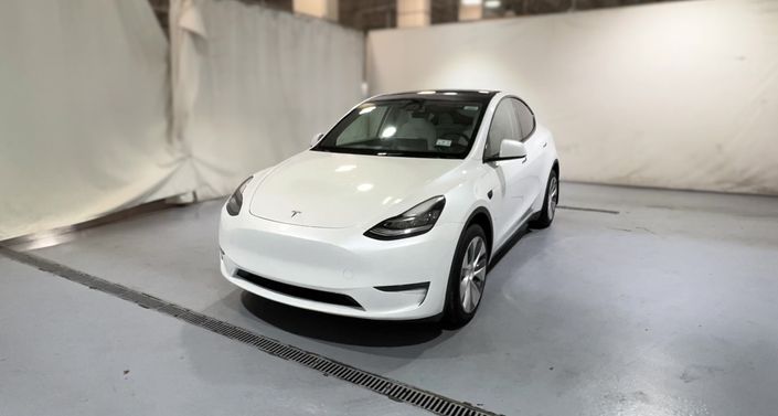 Thumbnail: 2023 Tesla Model Y - 1