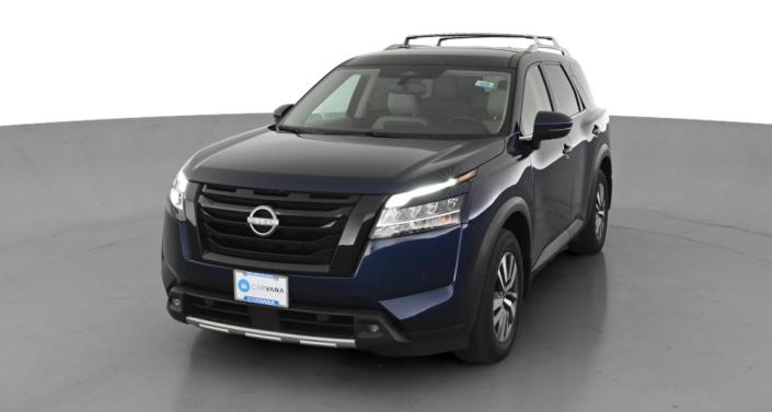 2022 Nissan Pathfinder SL Hero Image