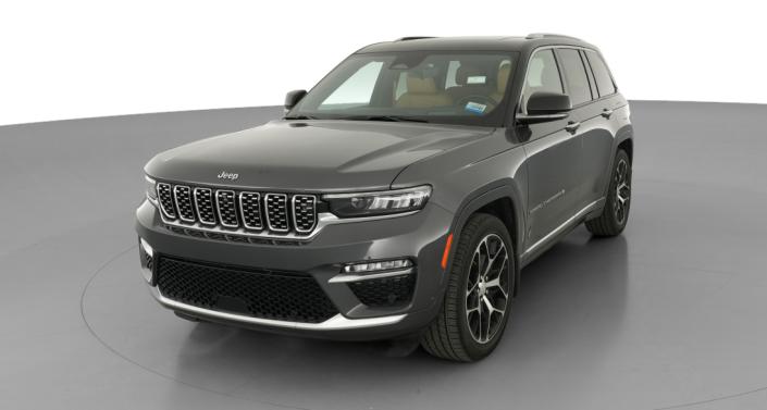 2023 Jeep Grand Cherokee Summit Hero Image