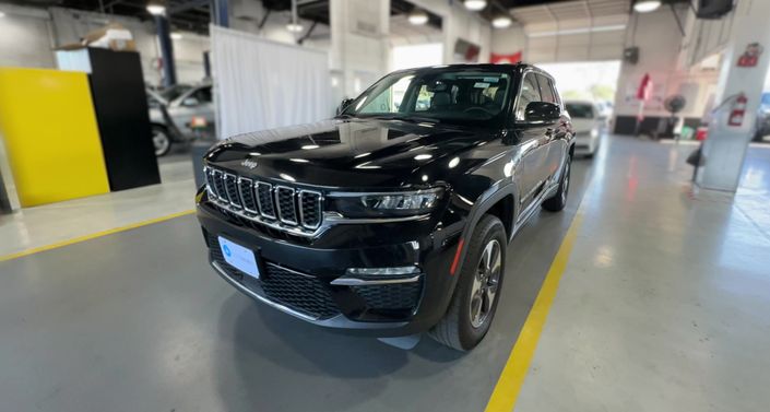 2023 Jeep Grand Cherokee 4xe Hero Image