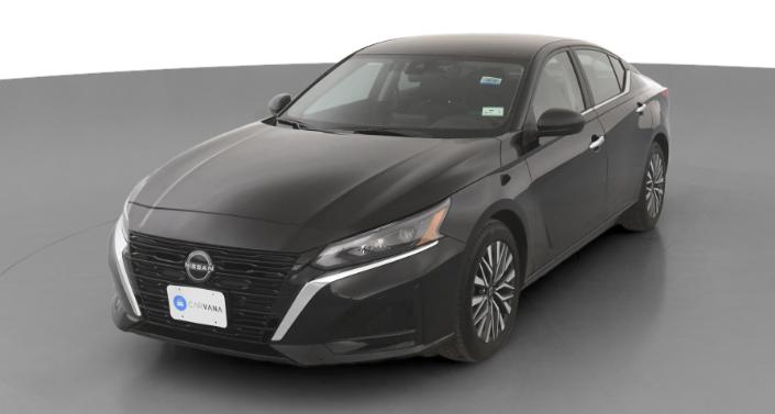 2025 Nissan Altima SV Hero Image