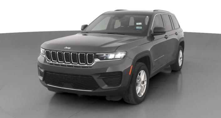 2024 Jeep Grand Cherokee Laredo Hero Image