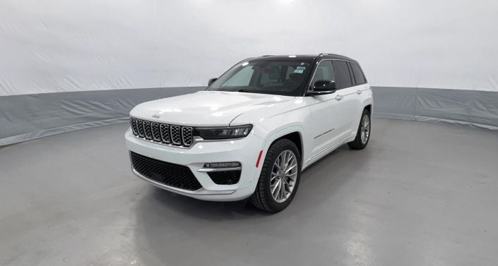 2022 Jeep Grand Cherokee Summit Hero Image