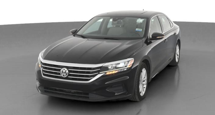 2020 Volkswagen Passat SE Hero Image