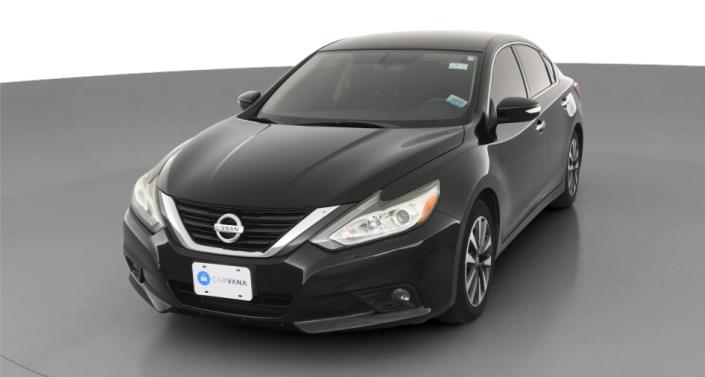 2016 Nissan Altima SL Hero Image