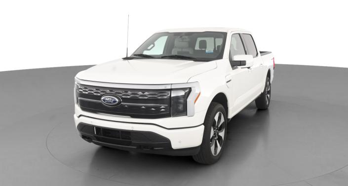 2023 Ford F-150 Lightning Platinum Hero Image