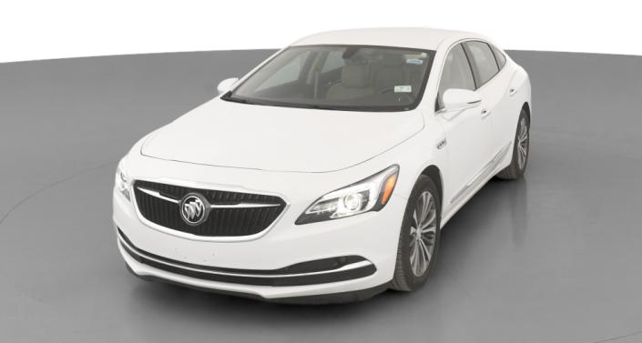 2019 Buick LaCrosse Essence Hero Image